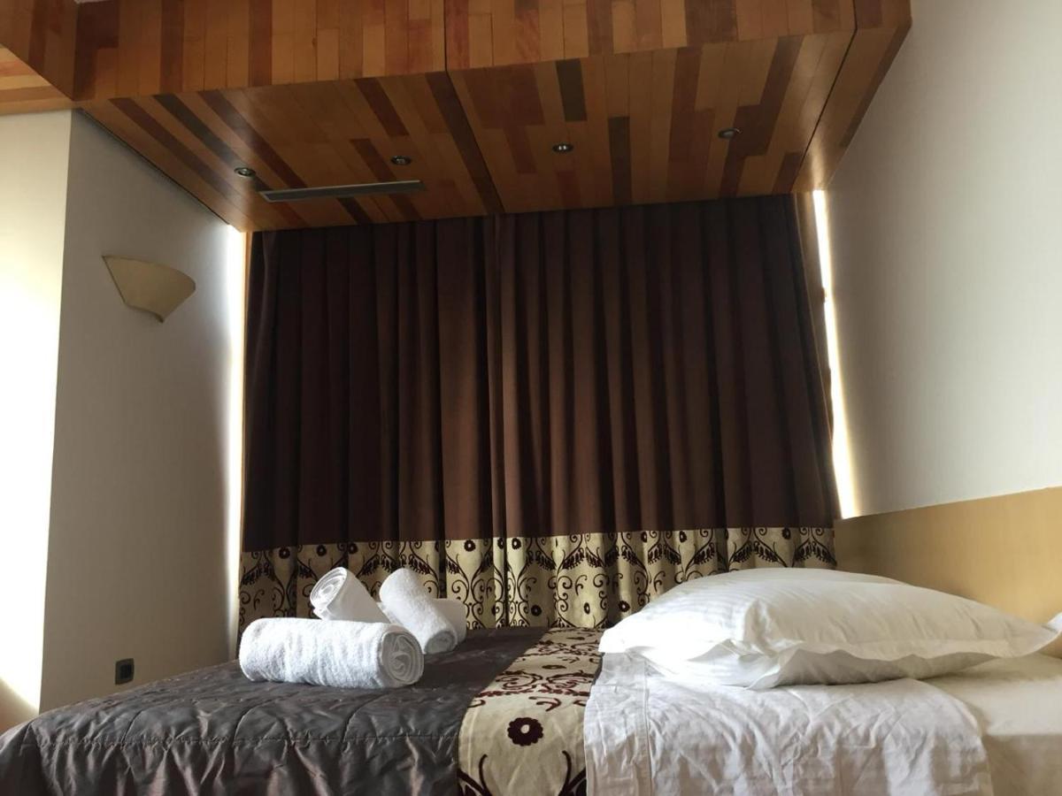 Hotel Bermon Тирана Экстерьер фото